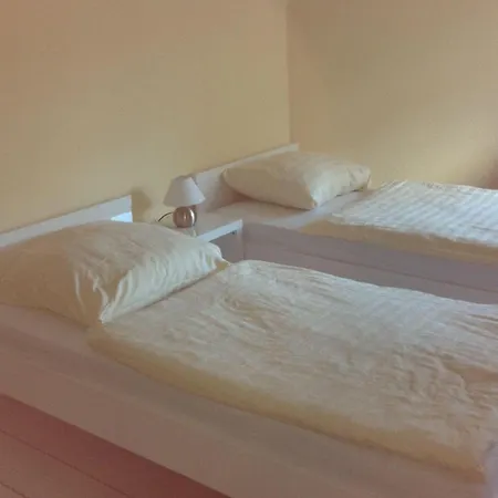 아파트 Ferienwohnung-hagenower-str-38 *